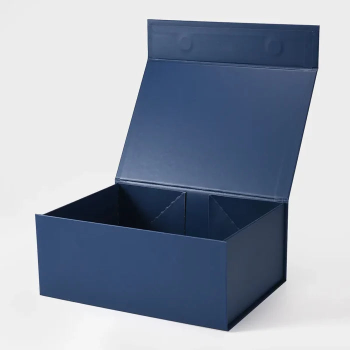 BOX: MEDIUM BLUE MAGNETIC GIFT BOX WITH RIBBON (PACK OF 10)