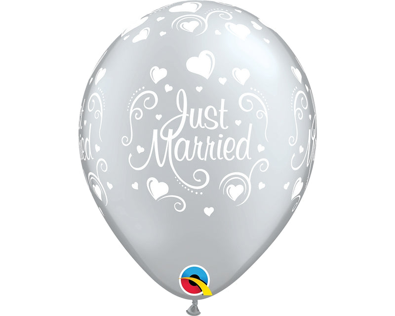 11" RETAIL LATEX JUST MARRIED HEARTS SILVER (6 BAGS OF 6 BALLOONS PER BAG)